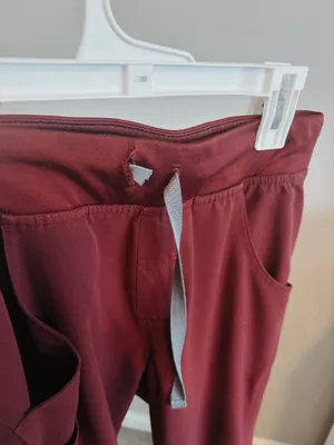 FIGS Scrub Pants thumbnail 4