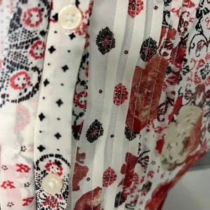 Abercrombie & Fitch Women's White Floral Pleated Front Button Up Blouse Size M thumbnail 3