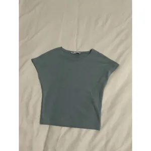 Zara Blue Green Cap Sleeve Baby Tee Stretch Cotton Modal Top Size M thumbnail 2