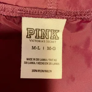 Victoria's Secret PINK Maroon/Burgundy Hooded Pullover Windbreaker Raincoat thumbnail 9