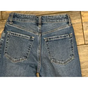 Hollister High-Rise Straight Leg Jeans Mid Rise 24/00 (24x29) Stretch Whiskering thumbnail 9