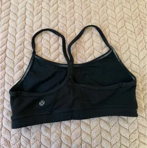 Lululemon Black Flow Y Sports Bra thumbnail 3