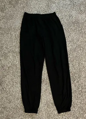 Vuori boyfriend joggers thumbnail 5
