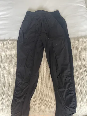 Lululemon Joggers thumbnail 1