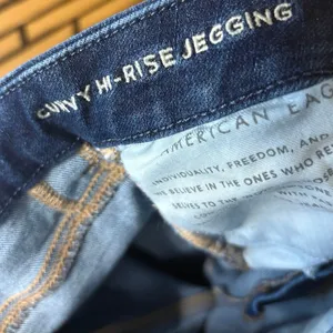 American Eagle Curvy Hi-Rise Jeggings Size 6‎ Short thumbnail 7