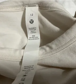 Lululemon Knot Shirt thumbnail 5