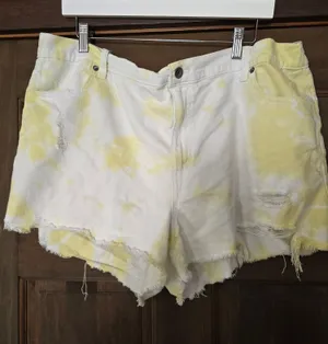 O aerie White and Yellow Tie-Dye Distressed Denim Shorts XXL thumbnail 1