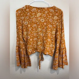 American Eagle‎ Viscose Floral V-Neck Cropped Hem Bell Sleeves Boho Top Size XS thumbnail 4