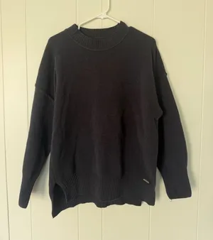 Abercrombie Polyester Sweater Gray thumbnail 1