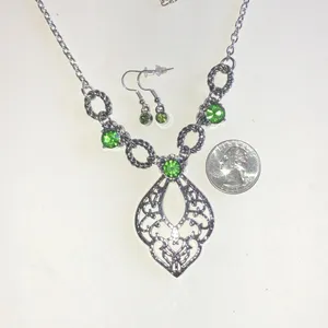 Silver Tone Filigree Pendant Necklace with Green Crystal Accents thumbnail 4
