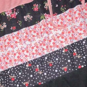 Floral Colorblock Lightweight Hoodie Black Size L thumbnail 3