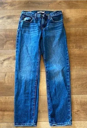 NWOT Levi’s Middy Straight Jeans thumbnail 1
