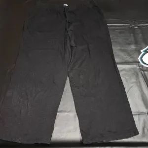 Urban Outfitters Womens Black Wide Leg‎ Crop Pants XL thumbnail 1