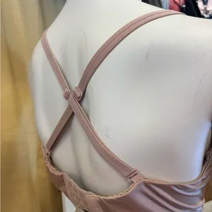 Victoria's Secret Tan Bra‎ thumbnail 4