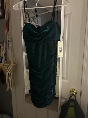Dress thumbnail 4