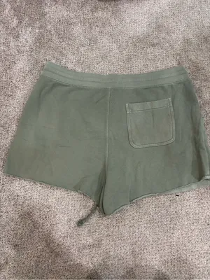 Aerie XL Women’s Olive Green Drawstring Shorts Sweat Shorts Loungewear Raw Hem thumbnail 4