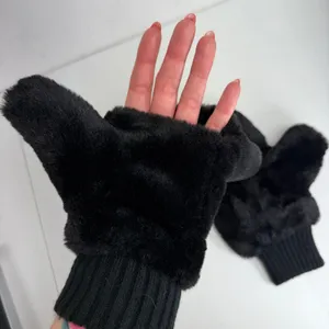 House of Harlow 1960 OS Mittens Convertible Faux Fur Fingerless Black Winter thumbnail 4