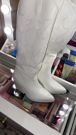 Madden Girl Knee-High Boots thumbnail 2