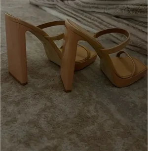 Jeffrey Campbell Heels thumbnail 3