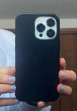 Black iPhone 13 Pro casely case thumbnail 1