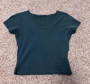 Brandy Melville Top Crop Green thumbnail 1