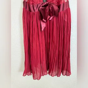 Vintage 90’s 2000’s Victoria’s Secret Chemise Sheer Burgundy with Lace & Bow L thumbnail 8