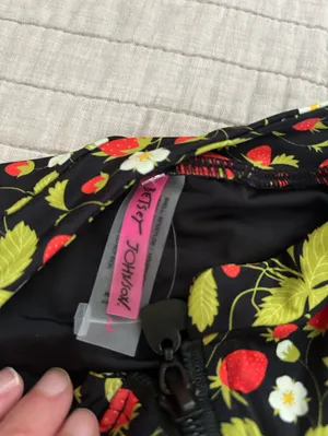 Betsy Johnson one piece, black strawberry, print, zip long sleeve swimsuit L nwt thumbnail 5