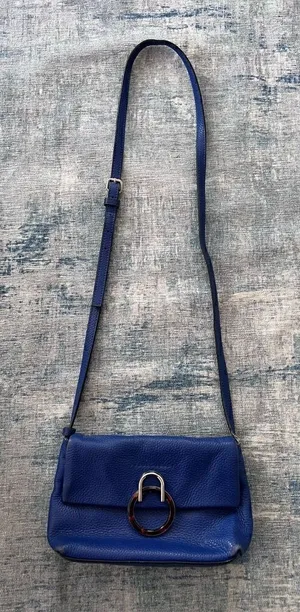 Vince Camuto Admiral Blue 100% Genuine Leather Crossbody Bag thumbnail 1