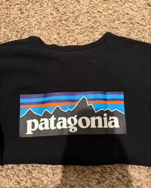 Patagonia Long Sleeve thumbnail 2