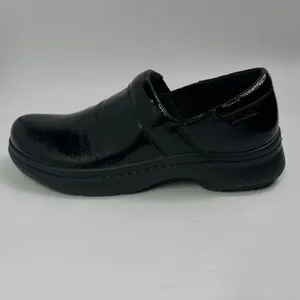 Clarks Slip On Clogs Comfort Work Shoes Patent Leather Black Size 9.5 Casul‎ thumbnail 5