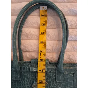 Liz Claiborne NWOT Accessories Teal Croc Embossed Mini Handbag Bow & Tassel thumbnail 8