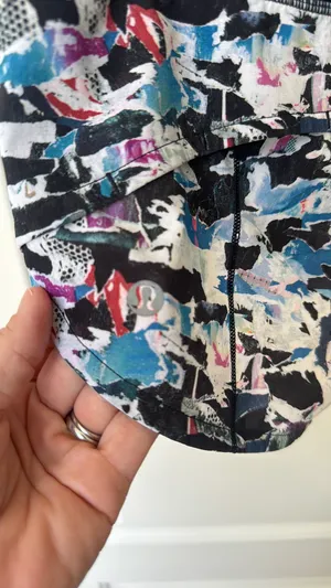 Speed Up Lululemon 2.5" Low-Rise Shorts thumbnail 4