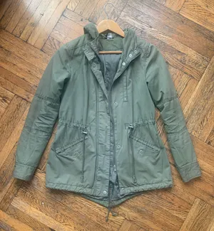 H&M green parka coat thumbnail 1
