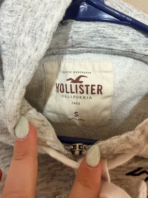 Hollister grey zip up jacket thumbnail 2