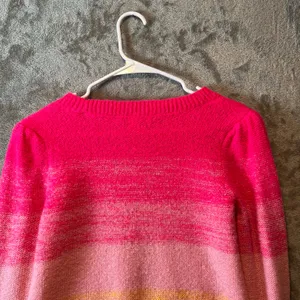 Lilly Pulitzer Olinia Sweater Pink Grenadine Marbled Ombre Wool Blend Size Small thumbnail 5