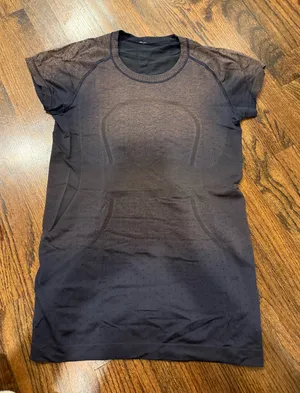 Lululemon Gradient Short Sleeve Top thumbnail 1
