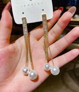 Women’s White Pearl Tassel Dangle Drop Earrings Gold thumbnail 1