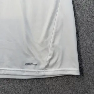 Patagonia Capilene Silkweight Baselayer T-Shirt Women's Medium White thumbnail 2