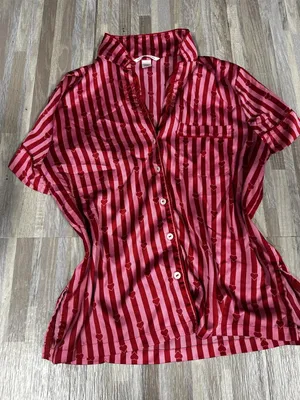 Victoria's Secret Pajama Set Womens XS Pink Heart Stripe Satin Shorts thumbnail 1