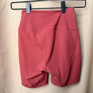 Gymshark pomegranate red crossover shorts thumbnail 5