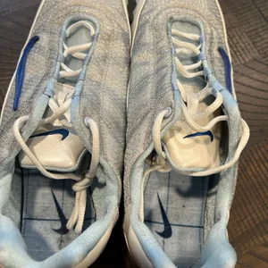 Nike vintage Jana women’s track shoes blue and white 2007 Size 10 thumbnail 7