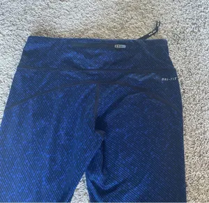capri leggings thumbnail 5