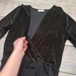Altar'd State Black Gold Glitter Bodysuit Womens Medium‎ Long Sleeve Party Top thumbnail 9