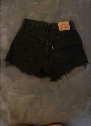 Levi’s 501 Shorts thumbnail 2