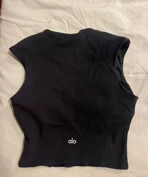 Alo sweetheart short sleeve thumbnail 3