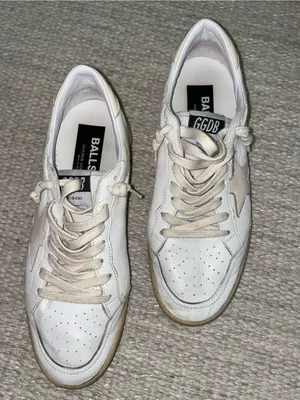 Golden Goose Women's Ballstar Almond Toe Sneakers thumbnail 6