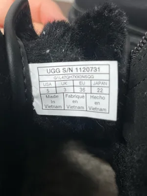 UGG Matte Black Neumel Platform Zip Up Boots Size 5 thumbnail 9