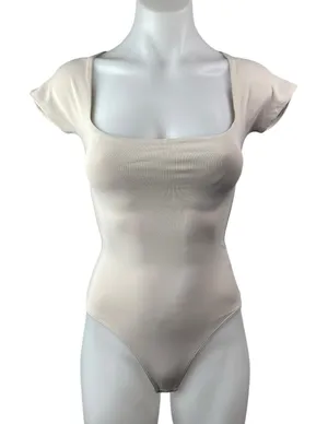 ARITZIA Babaton Women's Cream Short Sleeve Square Neck Shirt Bodysuit Top Sz XS thumbnail 1