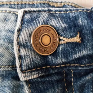 KanCan 0 / 23 High Rise Acid Wash Denim Cut Off Booty Jeans Raw Hem Short Shorts thumbnail 4
