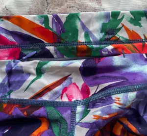 Floral Multicolored Adjustable Waist Back Pocket Capri Leggings, size L thumbnail 12